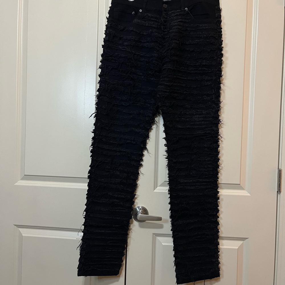 Forever 21 Black Distressed Women Jeans